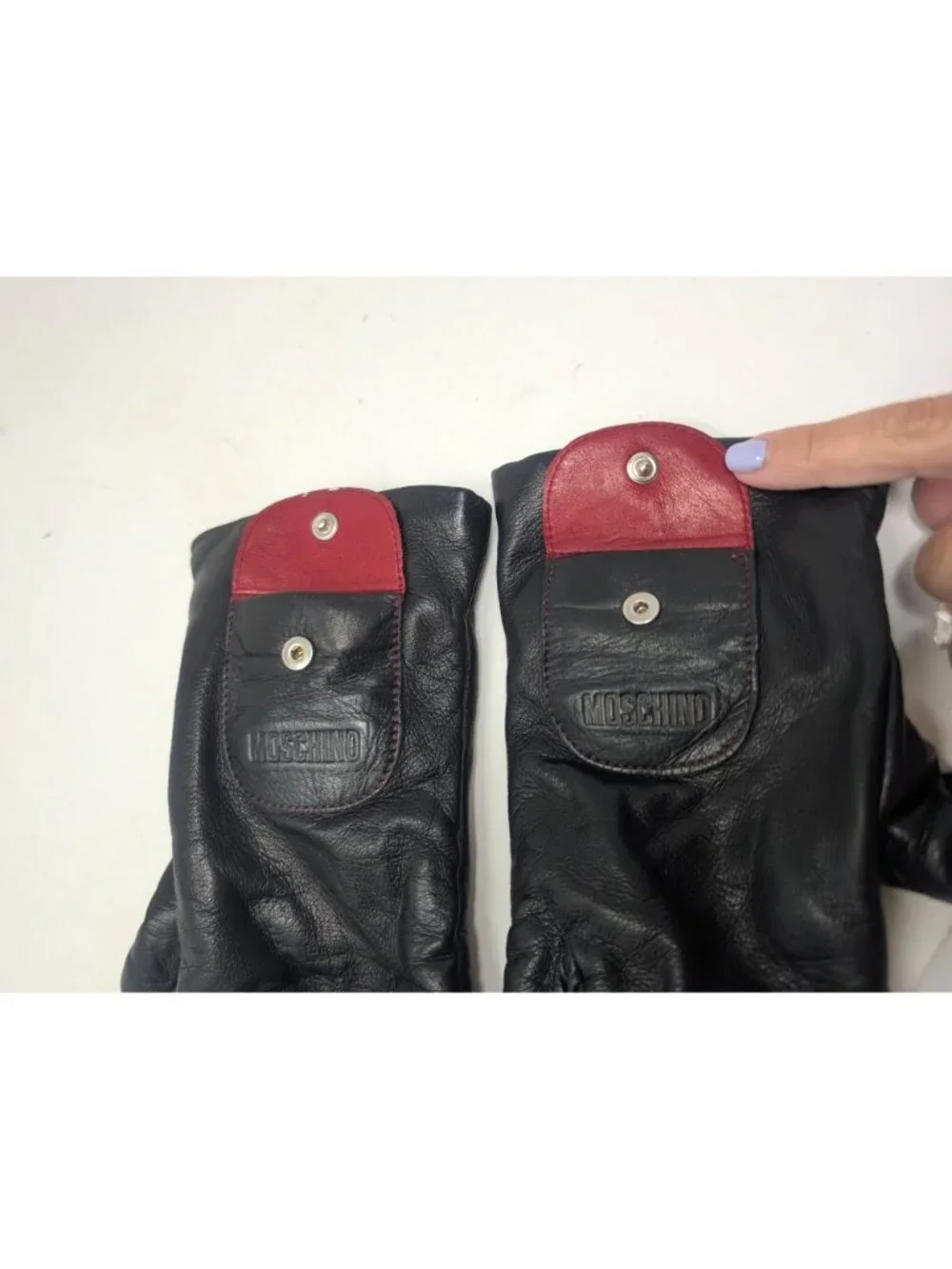 Vintage Y2K Moschino Black Leather Gloves Medium Italy Lambswool